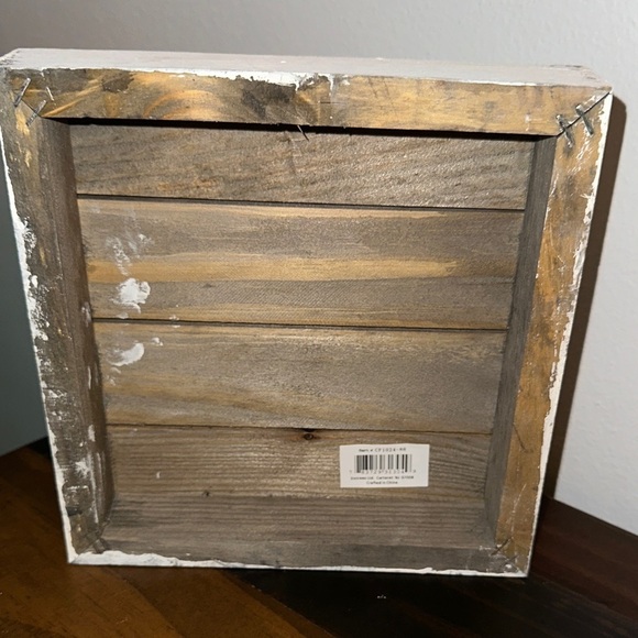 Rustic White “Mr & Mrs” Wooden Clip Photo Frame 4x6 Tabletop Wedding Decor - Picture 2 of 3